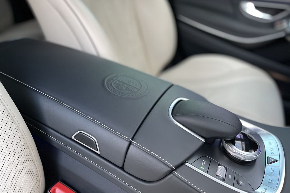 Продам Mercedes-Benz S-Class 63 AMG 4MATIC  2013 года в Киеве