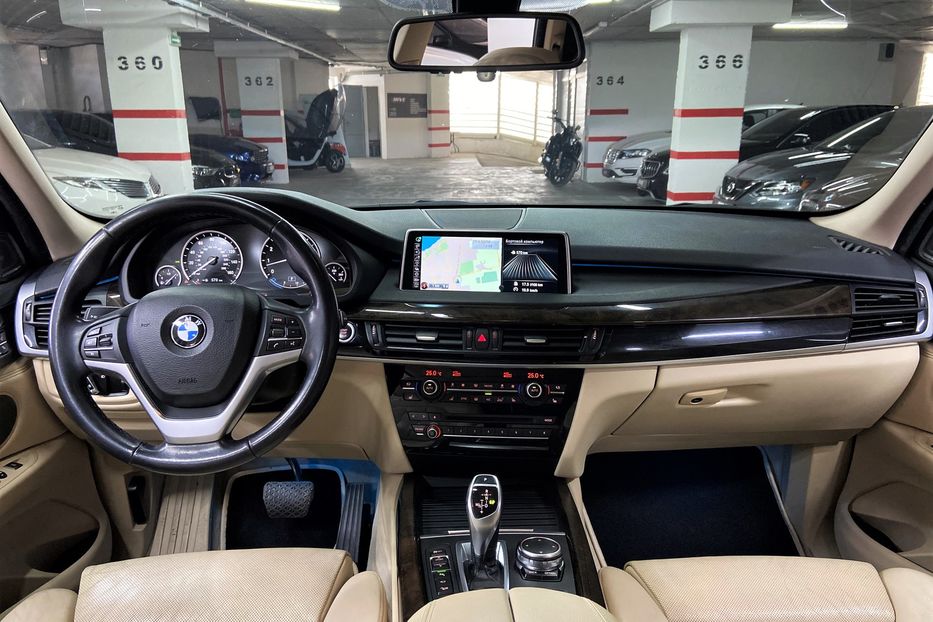 Продам BMW X5 2015 года в Одессе