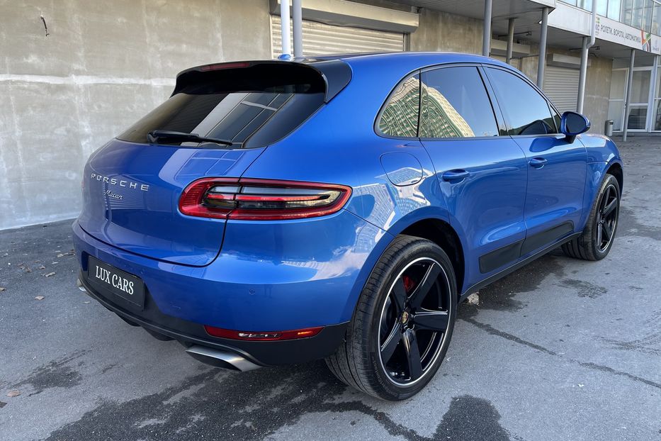 Продам Porsche Macan 2017 года в Киеве