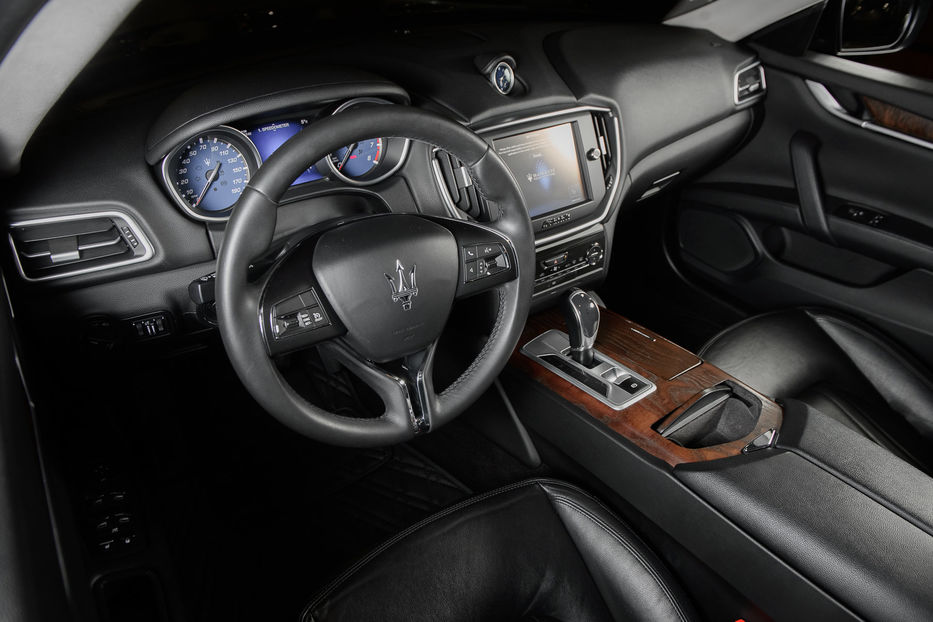 Продам Maserati Ghibli S Q4 2014 года в Одессе