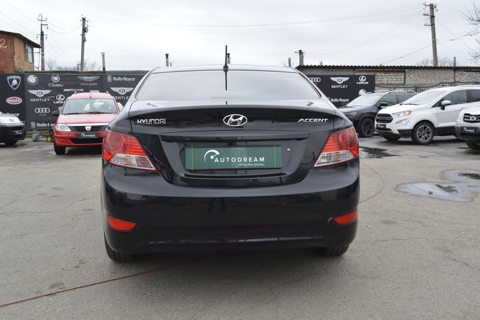 Продам Hyundai Accent  2013 года в Одессе