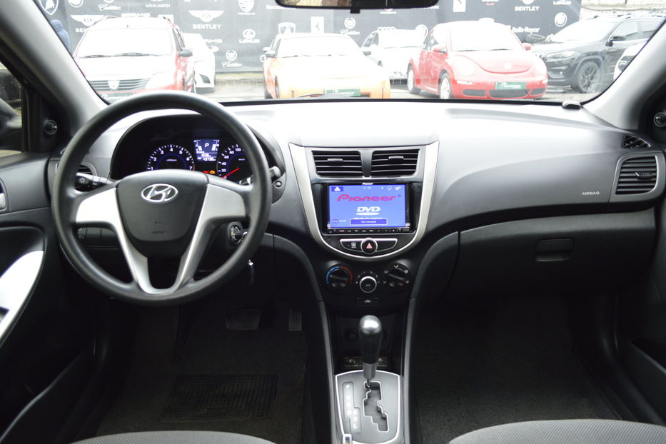 Продам Hyundai Accent  2013 года в Одессе