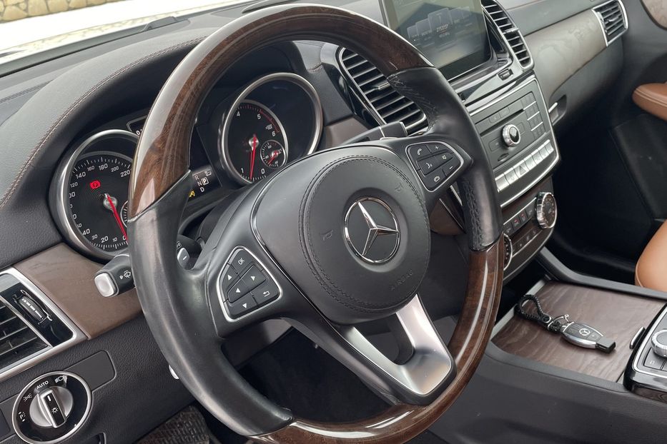 Продам Mercedes-Benz GLS 350 AMG NIGHT PAKET Official 2018 года в Львове