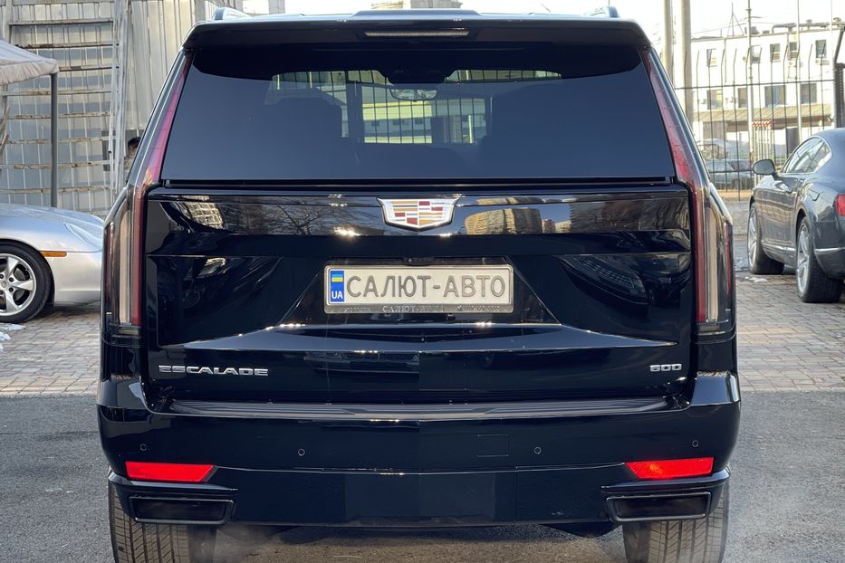 Продам Cadillac Escalade 2021 года в Киеве