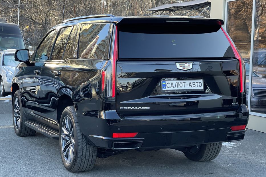 Продам Cadillac Escalade 2021 года в Киеве