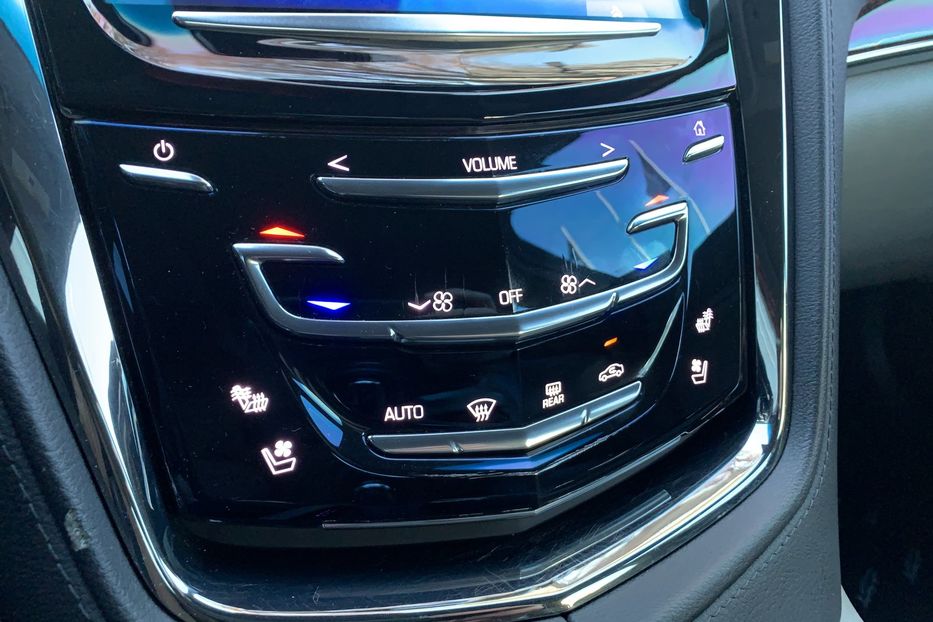 Продам Cadillac CTS 4 2014 года в Киеве
