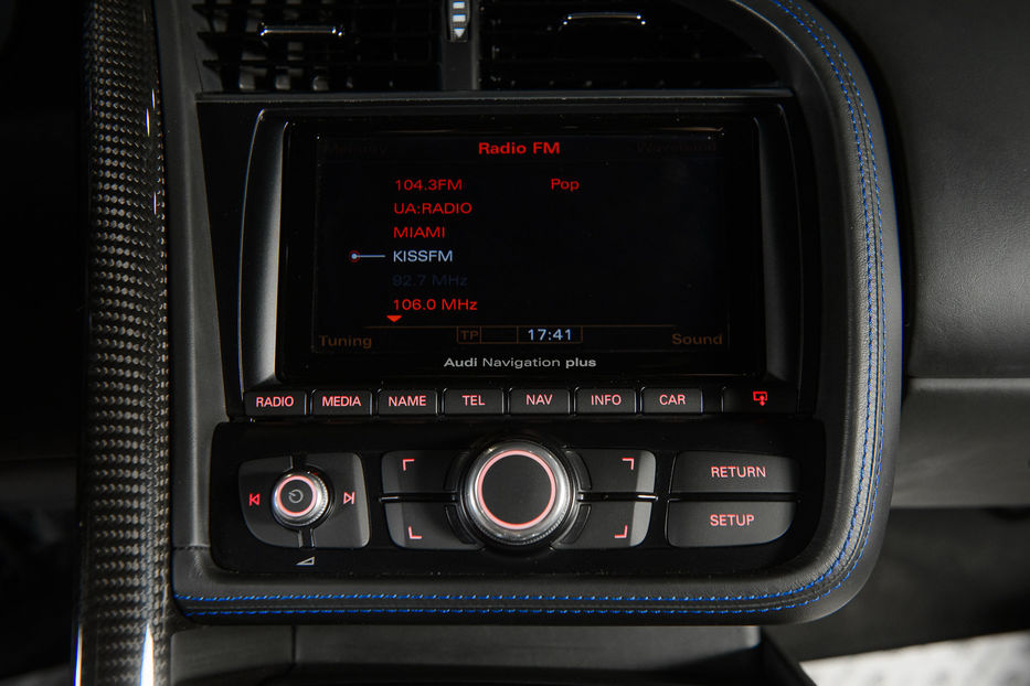 Продам Audi R8 Plus V10 2015 года в Одессе