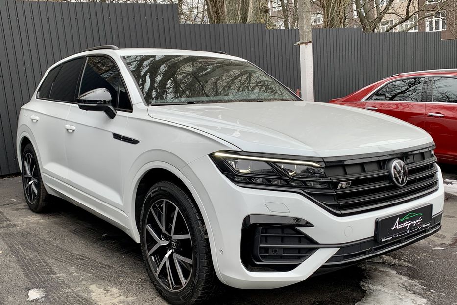 Продам Volkswagen Touareg R-line 2021 года в Киеве