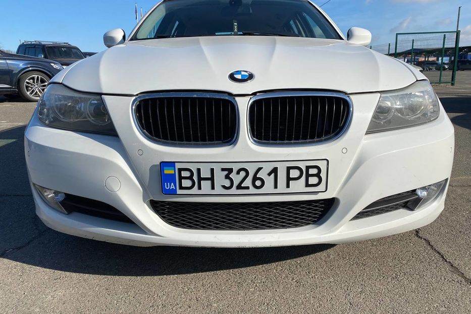 Продам BMW 320 2010 года в Одессе