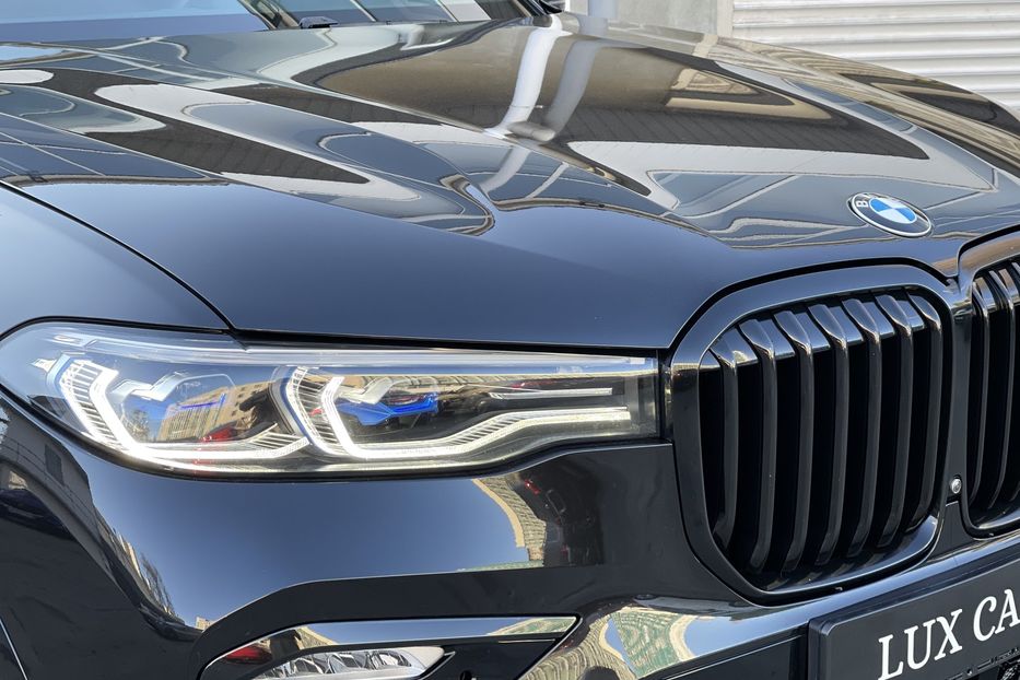 Продам BMW X7 M50i 2019 года в Киеве