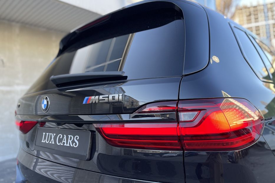 Продам BMW X7 M50i 2019 года в Киеве