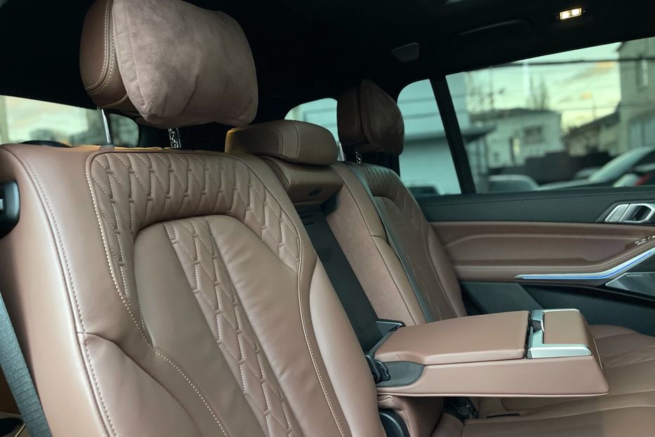 Продам BMW X7 M50i 2019 года в Киеве