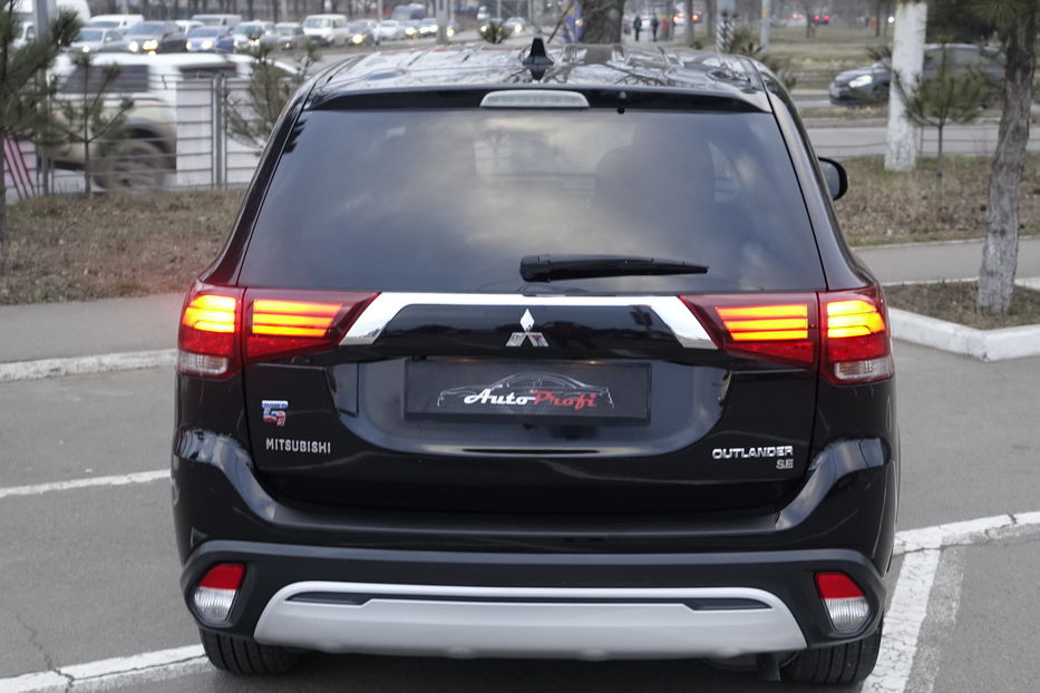 Продам Mitsubishi Outlander 2018 года в Одессе