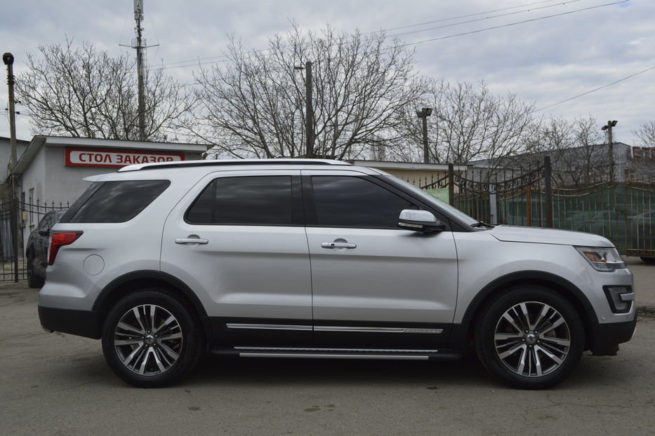 Продам Ford Explorer Platinum  2016 года в Одессе