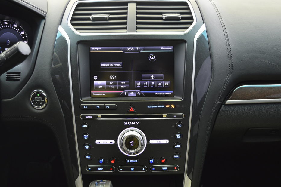 Продам Ford Explorer Platinum  2016 года в Одессе