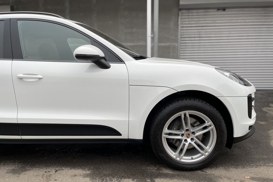 Продам Porsche Macan 2019 года в Киеве