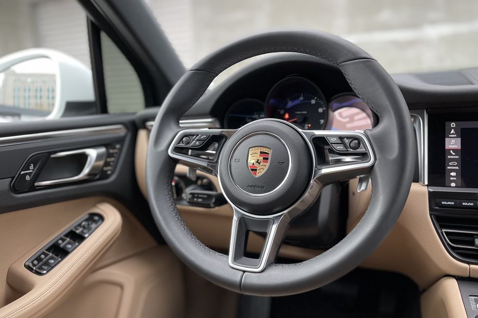 Продам Porsche Macan 2019 года в Киеве