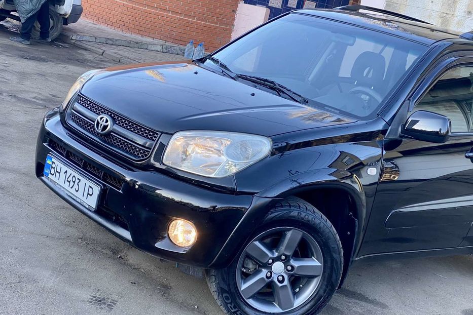 Продам Toyota Rav 4 2004 года в Одессе