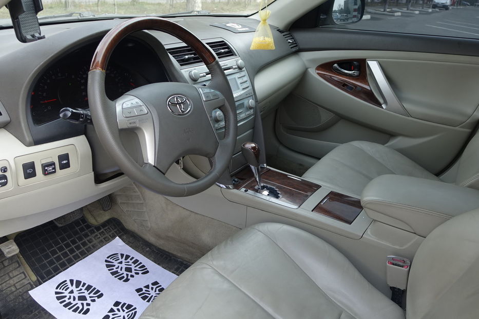 Продам Toyota Camry 2007 года в Одессе