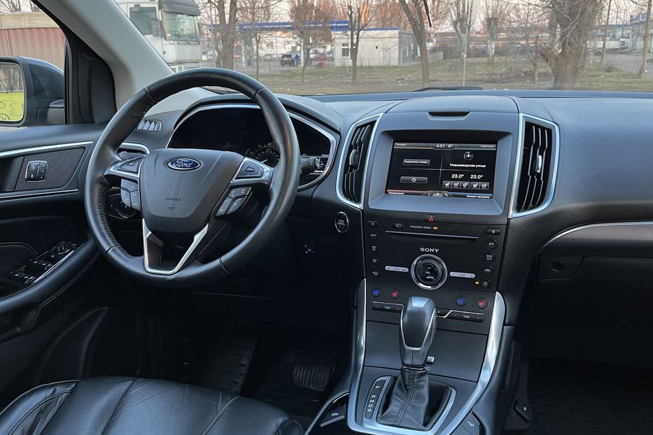 Продам Ford Edge Titanium 2015 года в Николаеве