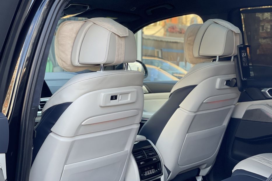 Продам BMW X7 Individual 2019 года в Киеве