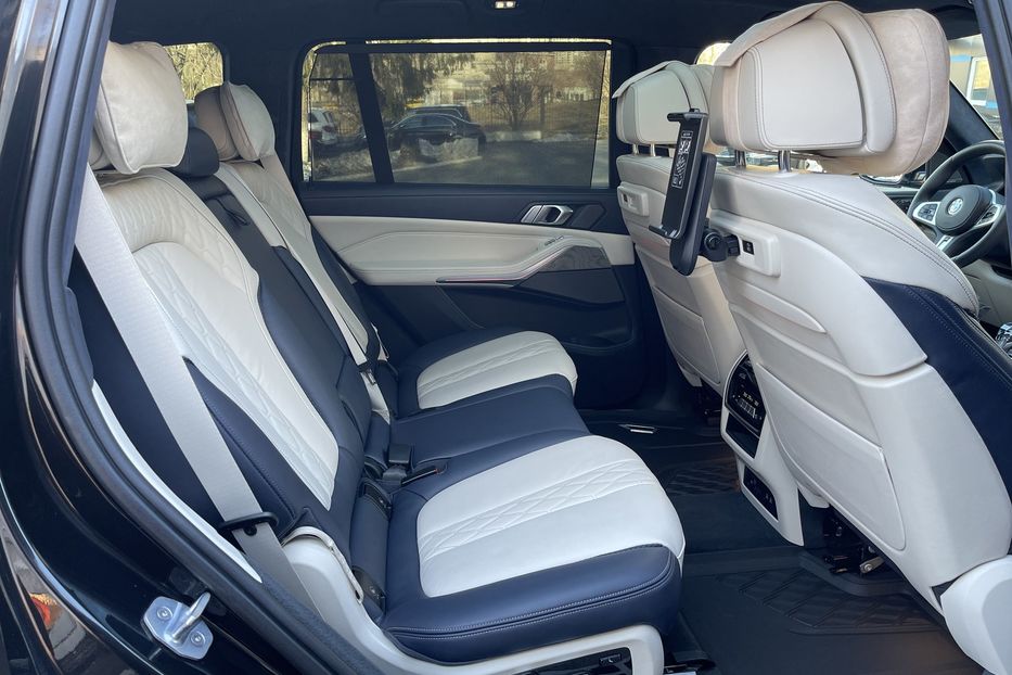 Продам BMW X7 Individual 2019 года в Киеве