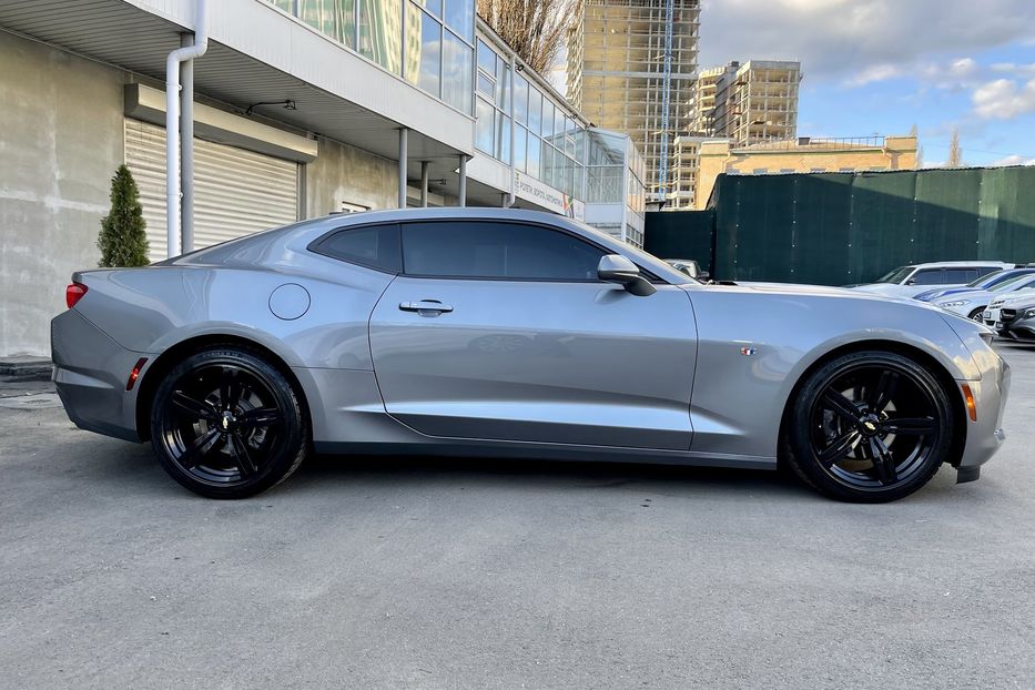 Продам Chevrolet Camaro 2020 года в Киеве