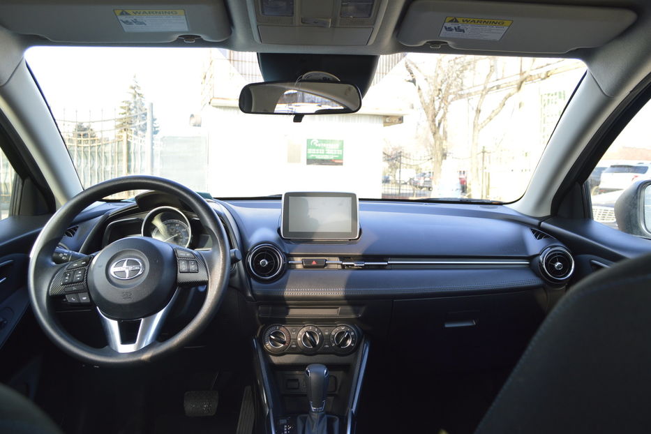 Продам Toyota Yaris iA 2016 года в Одессе