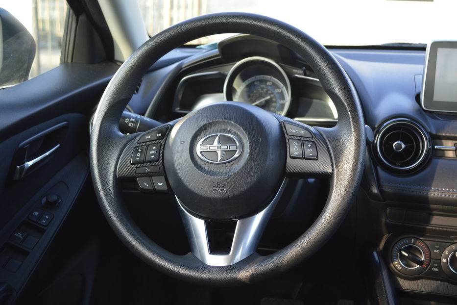 Продам Toyota Yaris iA 2016 года в Одессе