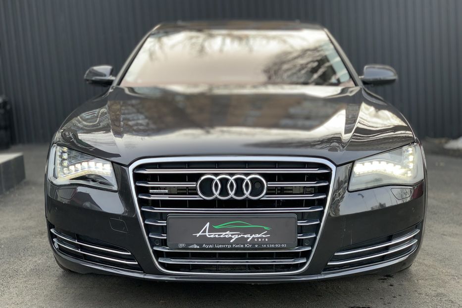 Продам Audi A8 Official 2011 года в Киеве