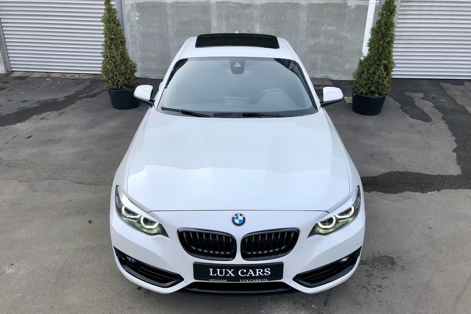 Продам BMW 2 Series 230i XDrive 2019 года в Киеве