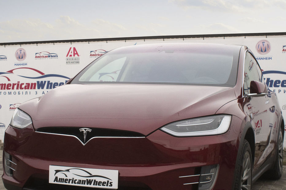 Продам Tesla Model X P90D SIGNATURE RED 2016 года в Черновцах