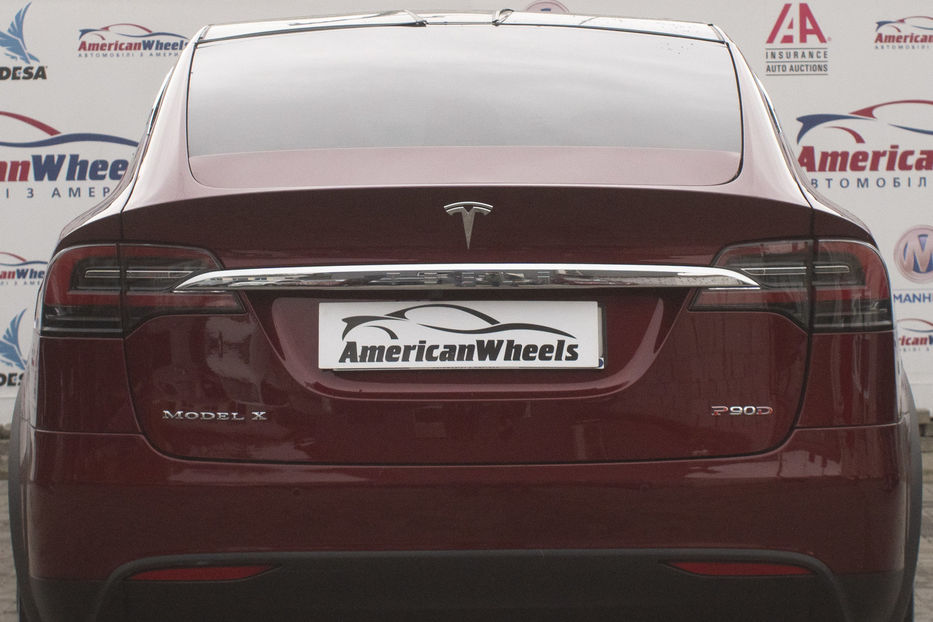 Продам Tesla Model X P90D SIGNATURE RED 2016 года в Черновцах
