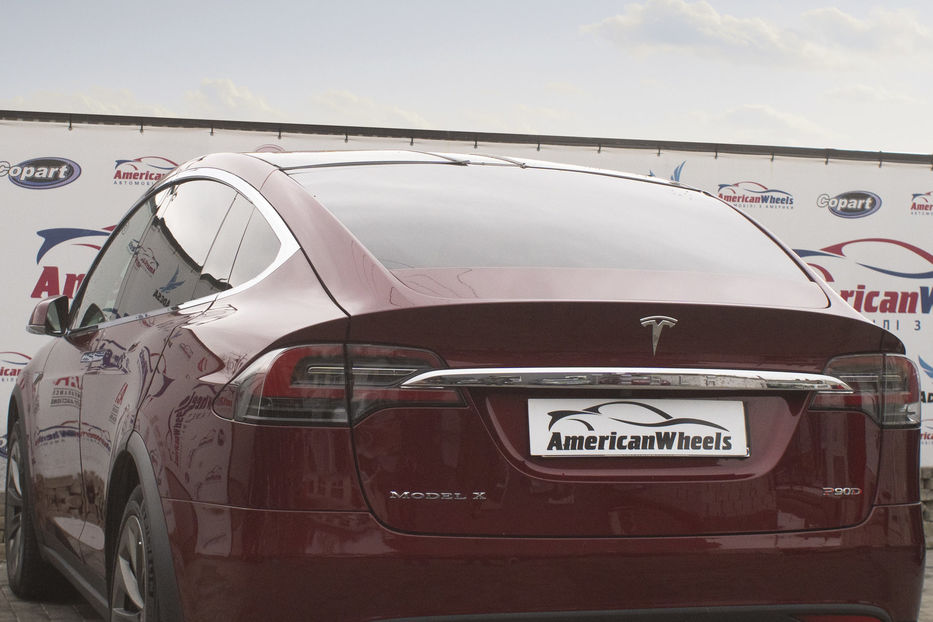 Продам Tesla Model X P90D SIGNATURE RED 2016 года в Черновцах