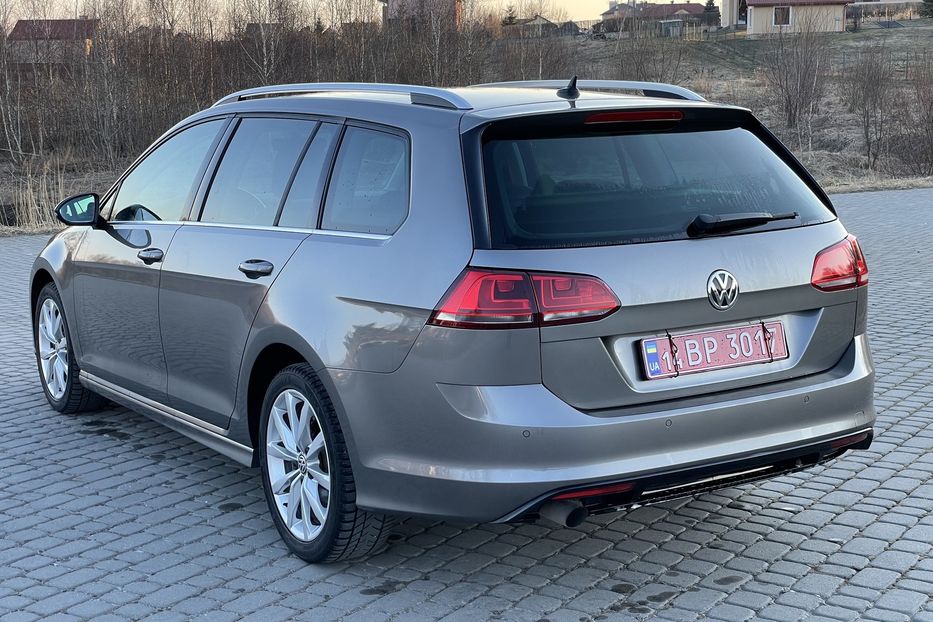 Продам Volkswagen Golf VII Highline R-Line 2016 года в Львове