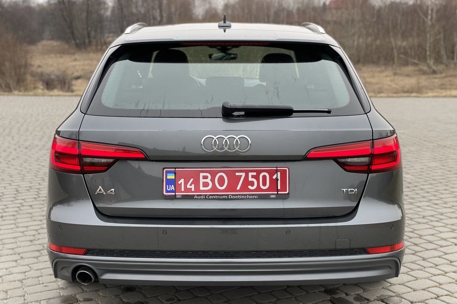 Продам Audi A4 Avant Ultra S LINE 2016 года в Львове