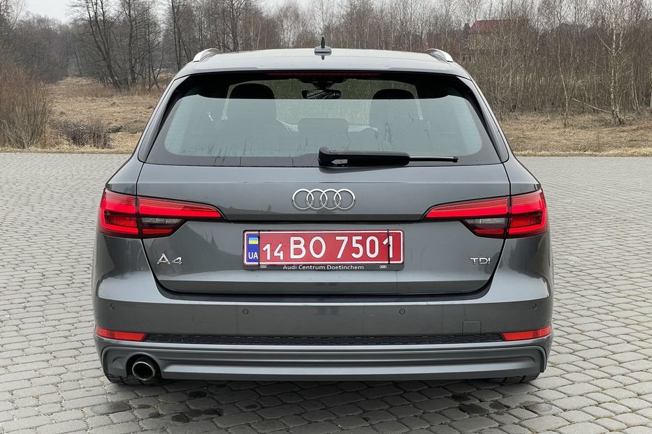 Продам Audi A4 Avant Ultra S LINE 2016 года в Львове