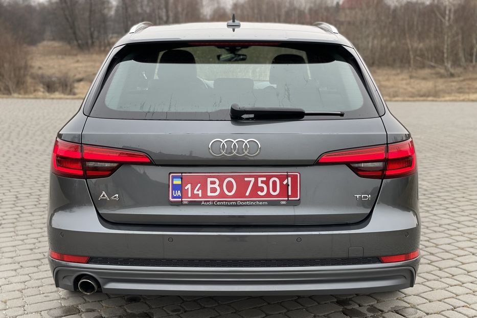 Продам Audi A4 Avant Ultra S LINE 2016 года в Львове