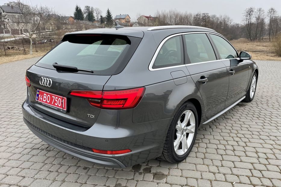 Продам Audi A4 Avant Ultra S LINE 2016 года в Львове