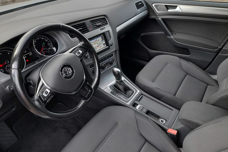 Продам Volkswagen Golf VII 1.6 TDI 2015 2015 года в Львове