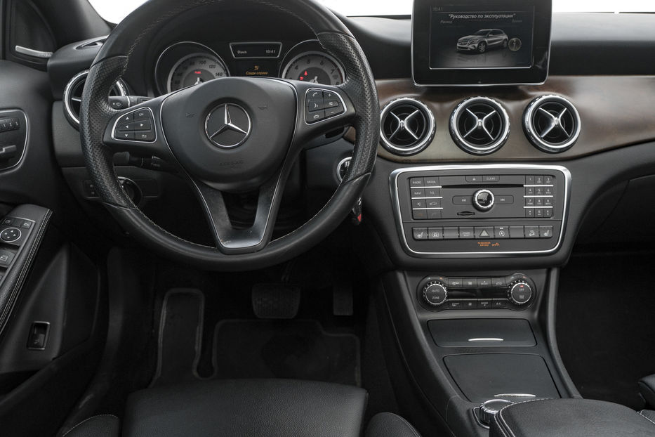 Продам Mercedes-Benz GLA-Class 4Matic 2015 года в Черновцах