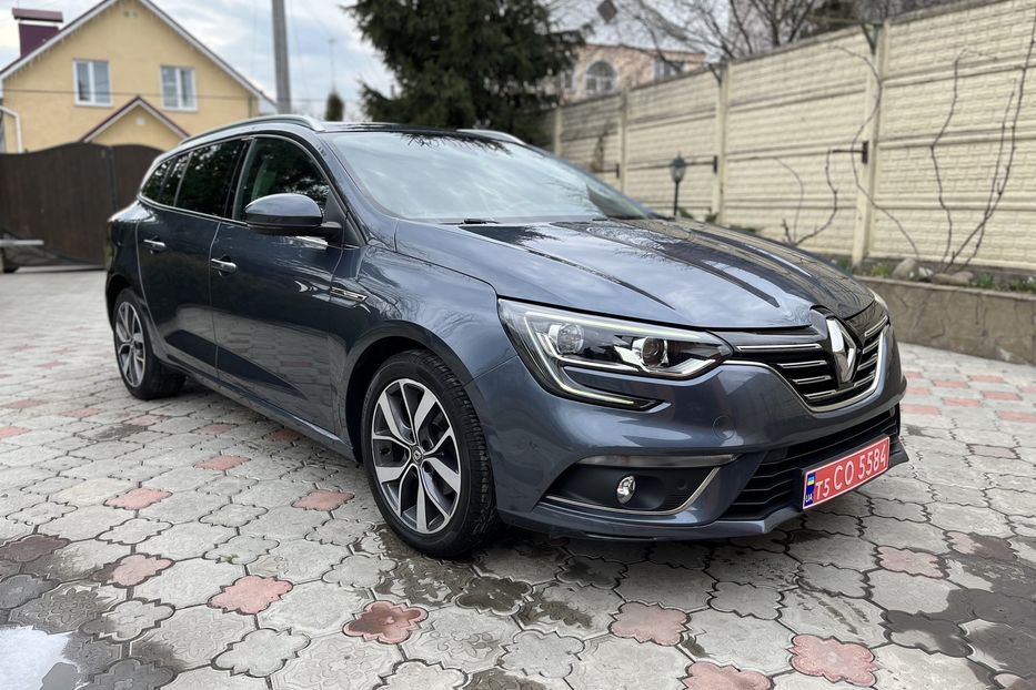 Продам Renault Megane Mégane Est.dCi 110 Bose 2016 года в Житомире