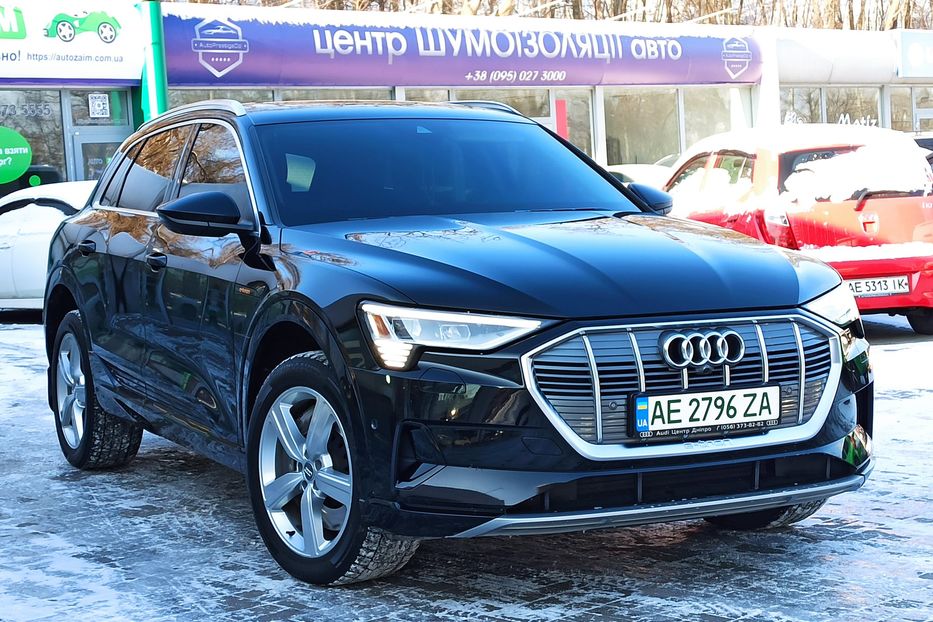 Продам Audi E-Tron 55 Quattro 2019 года в Днепре