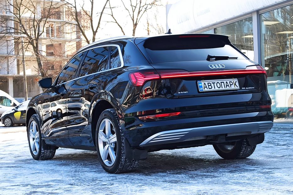 Продам Audi E-Tron 55 Quattro 2019 года в Днепре