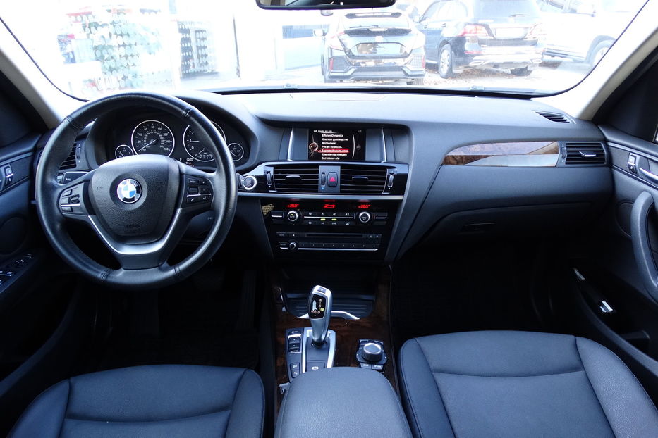 Продам BMW X3 28i xDrive 2014 года в Днепре