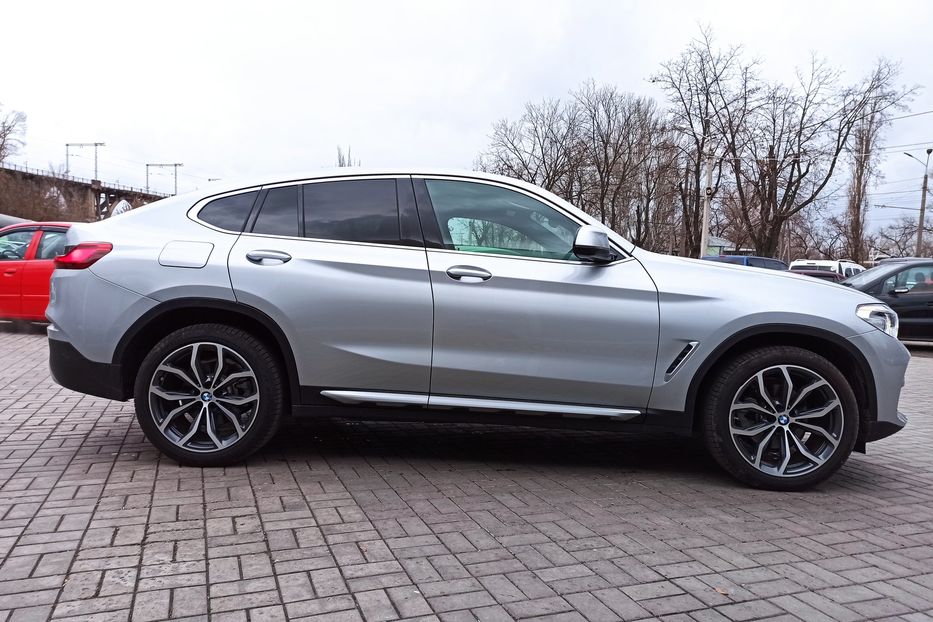 Продам BMW X4 X-Drive 30i  2019 года в Днепре