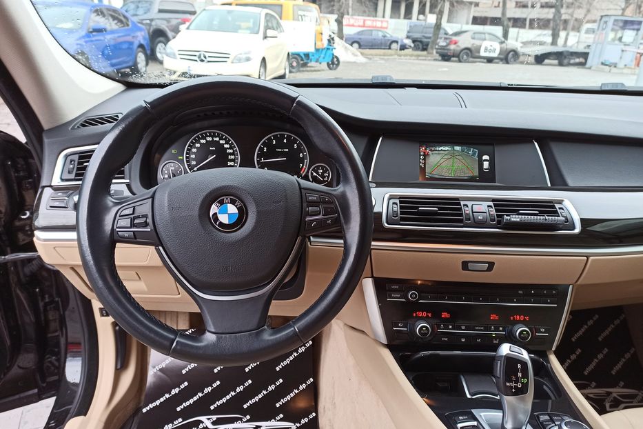 Продам BMW 528 i GT 2017 года в Днепре