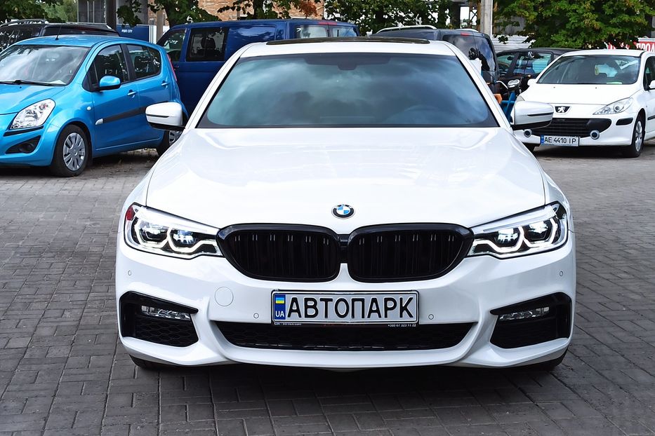 Продам BMW 540 2017 года в Днепре