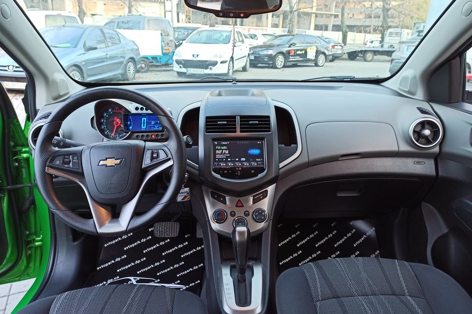 Продам Chevrolet Sonoma Sonic 2015 года в Днепре