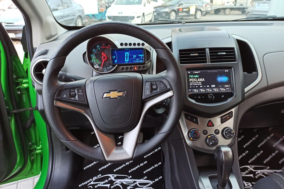 Продам Chevrolet Sonoma Sonic 2015 года в Днепре